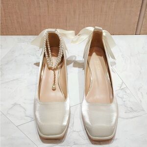 Elegant Ivory Satin Ribbon Ballet Flats with Pearl Accent